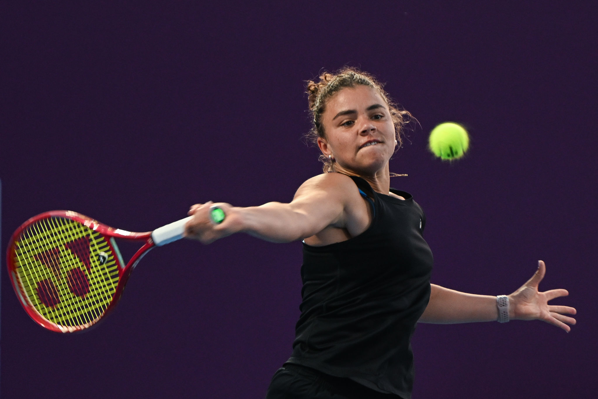 Paolini eliminata a Dubai: sconfitta in singolare e in doppio con Errani