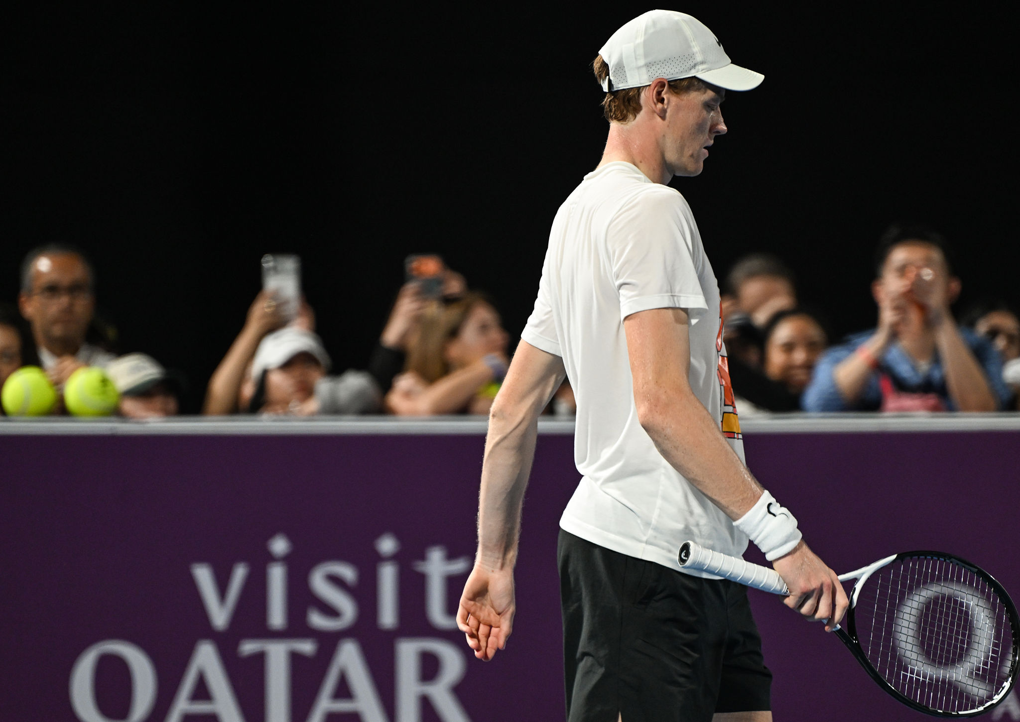 Sinner ai quarti di finale a Doha: affronta Popyrin alle 17:30