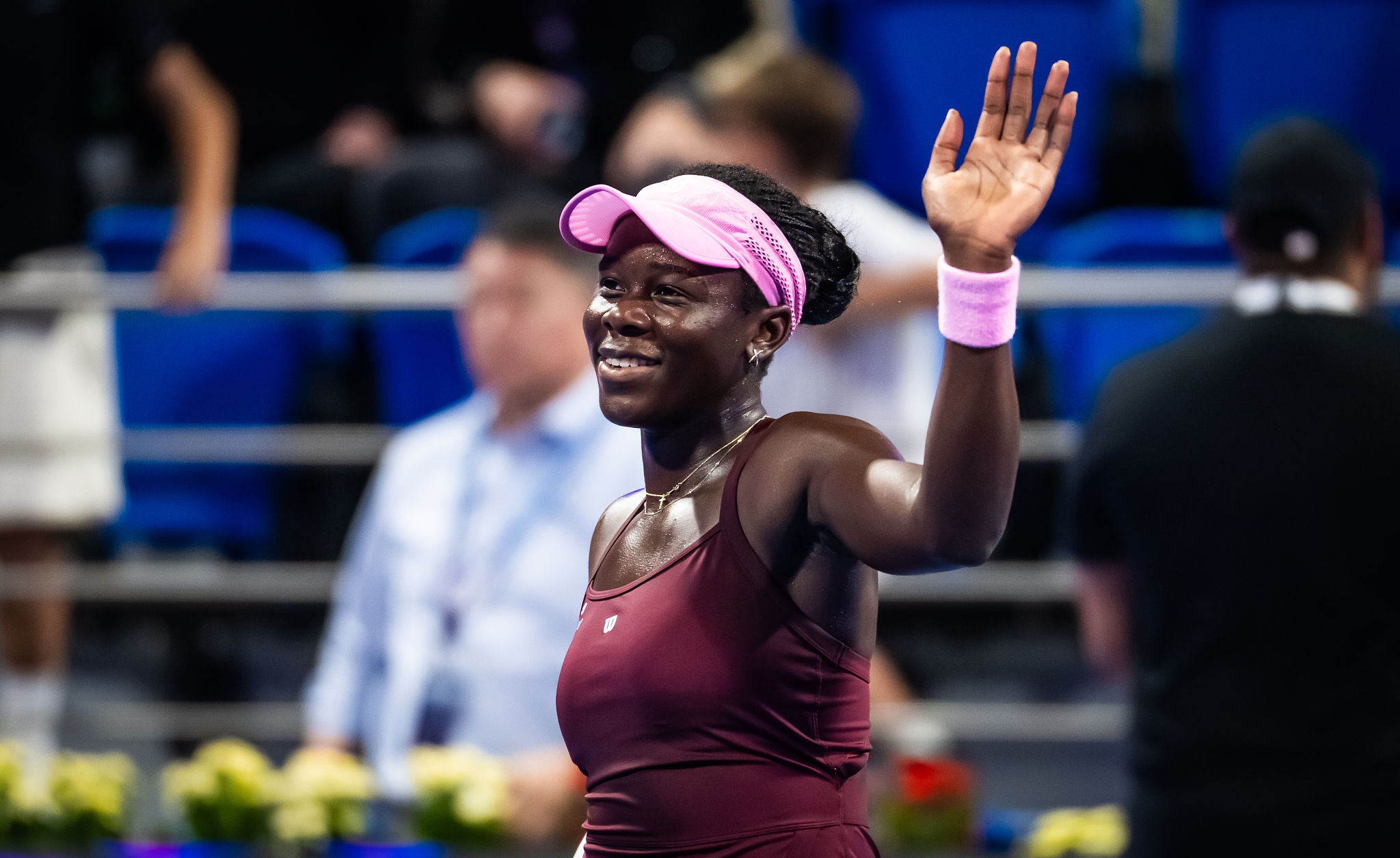 Mboko batte Ostapenko a Doha, finale e top 10 per la canadese