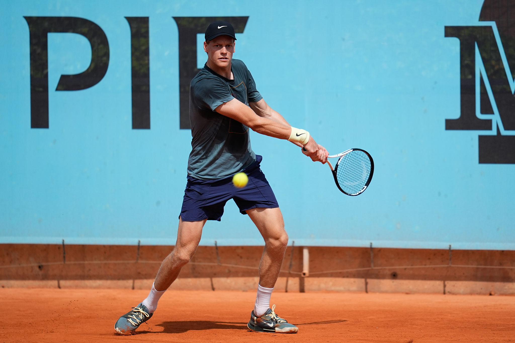 Sinner a Madrid: oggi l’esordio contro Bonzi e la rincorsa ai record