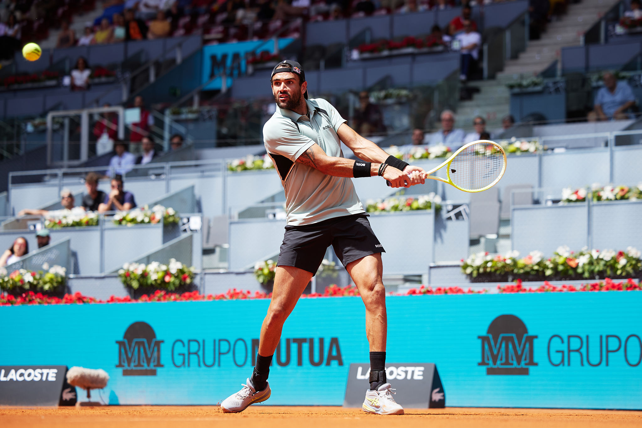 Berrettini supera Navone, quarti di finale al Sardegna Open