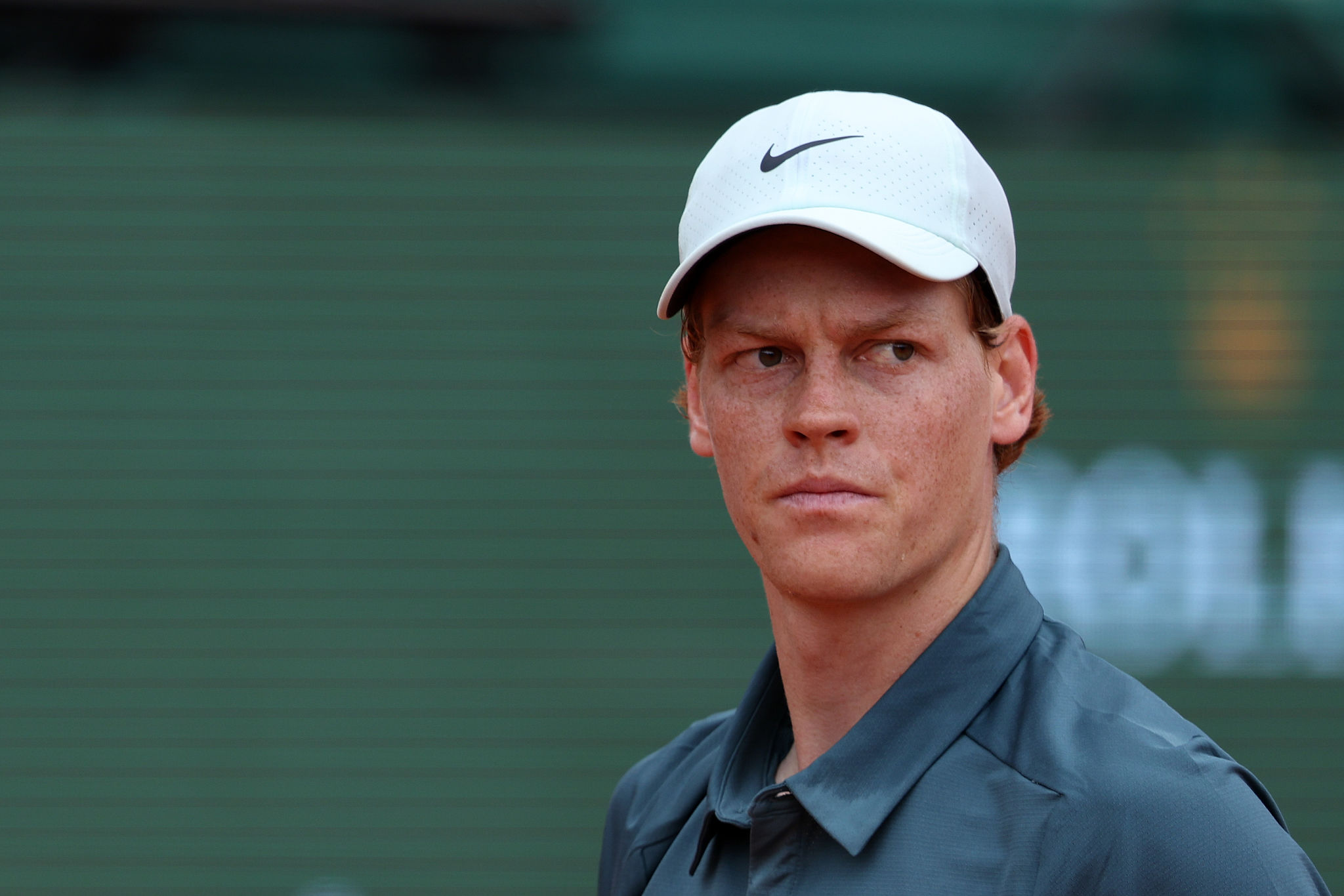 Folla per Sinner a Montecarlo, bagno d’affetto prima dell’allenamento