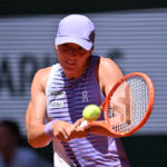 ✗ Roland Garros: Swiatek avanza al terzo turno