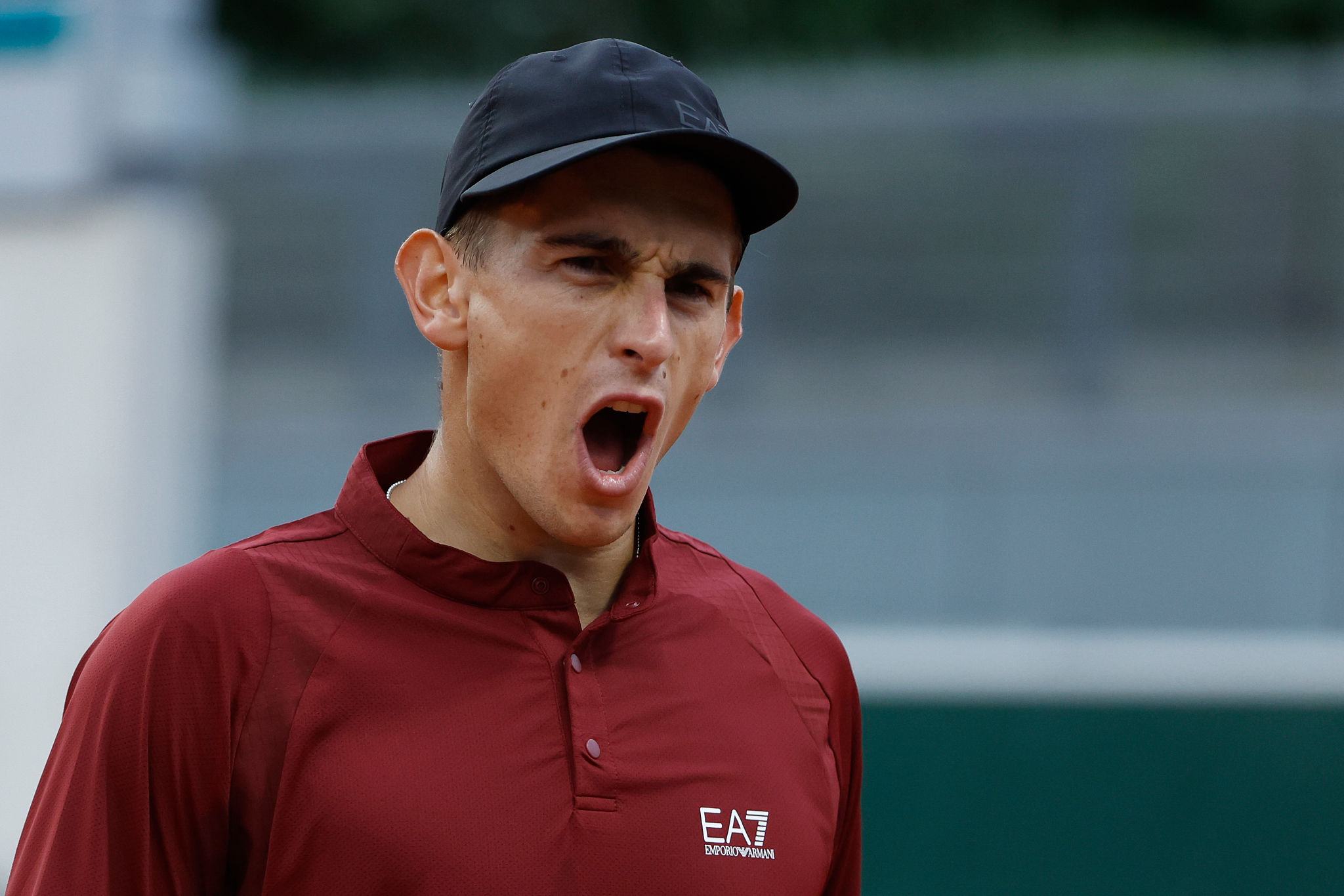 Arnaldi supera Griekspoor al Roland Garros: al secondo turno affronterà Tsitsipas