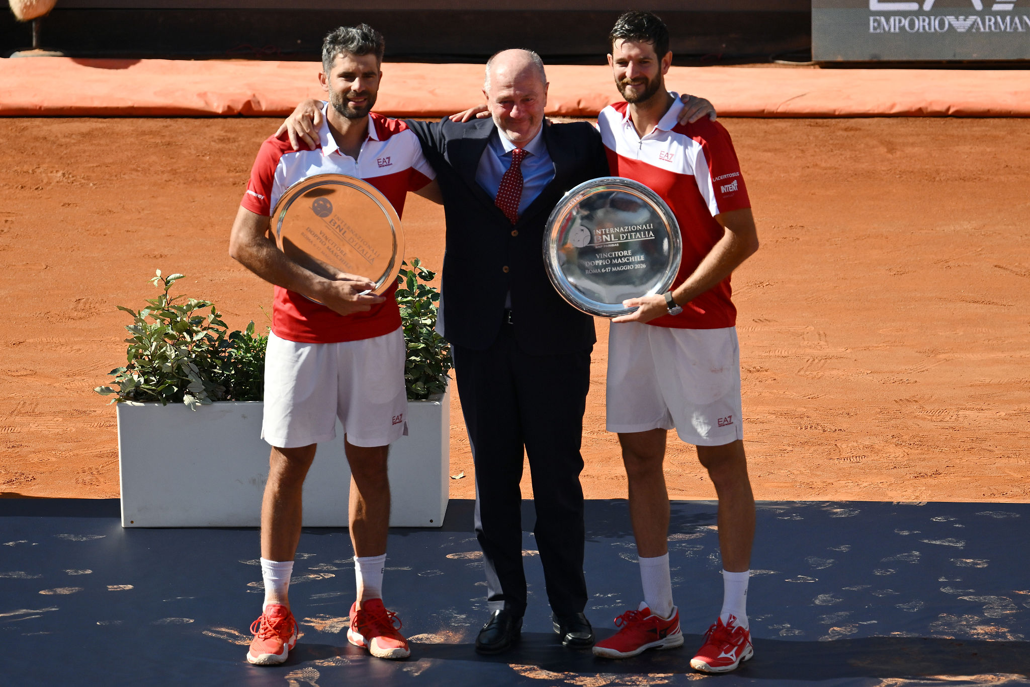 Bolelli e Vavassori agli ottavi del Roland Garros: Bellucci e Marozsan eliminati