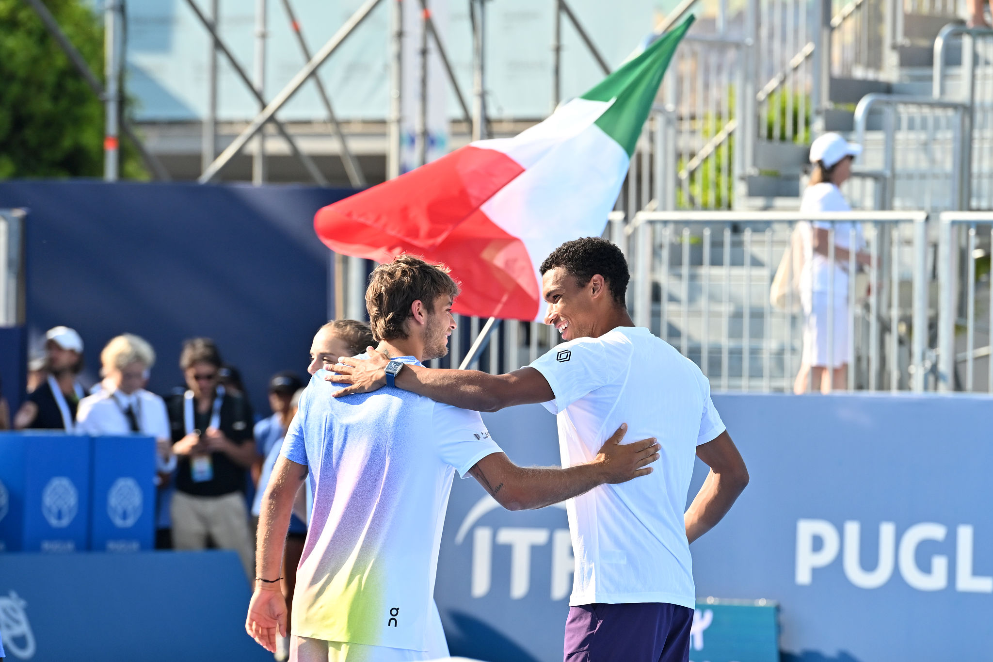 Quarti a Parigi: Cobolli e Auger-Aliassime, stili a confronto