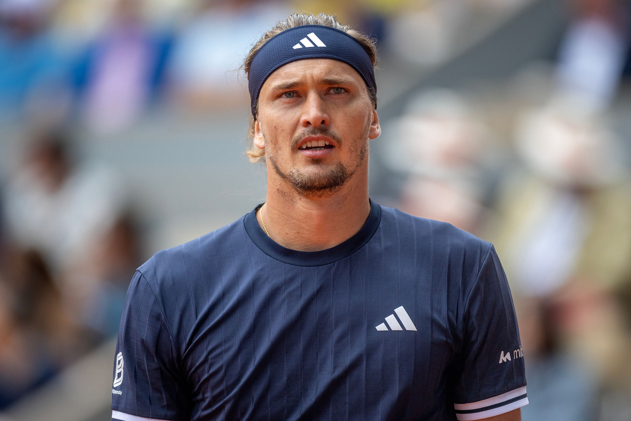 La battuta di Zverev sui tennisti “stupidi” scatena la polemica