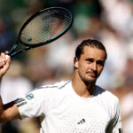 Wimbledon, Zverev supera Royer e vola al terzo turno