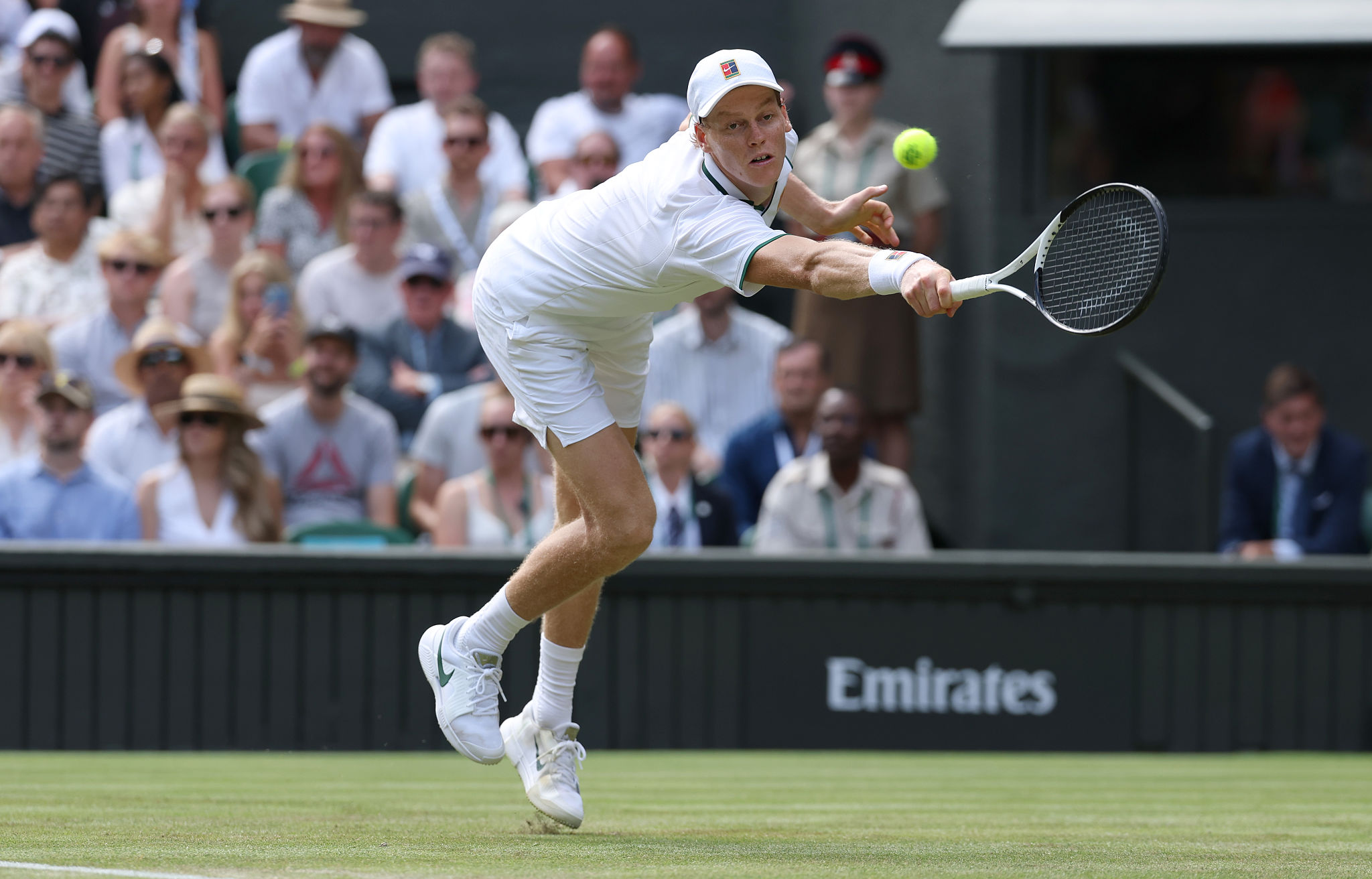 Wimbledon: Sinner affronta Struff nei quarti, Djokovic sfida Auger-Aliassime