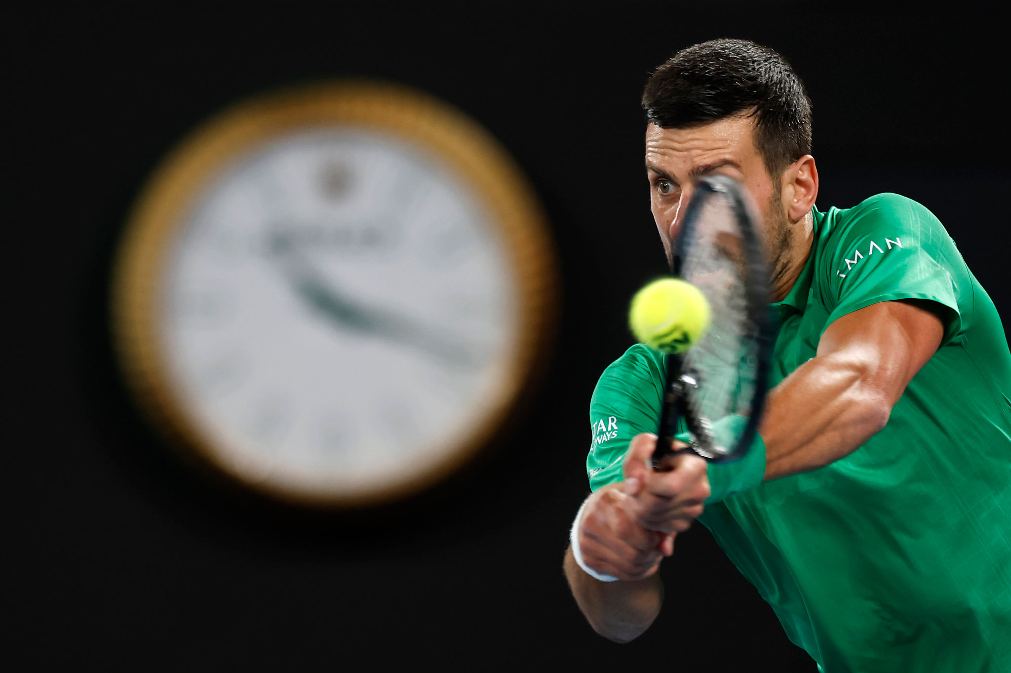 Djokovic diventa ‘dottore’ per un giorno: svela il sesso del figlio di una coppia