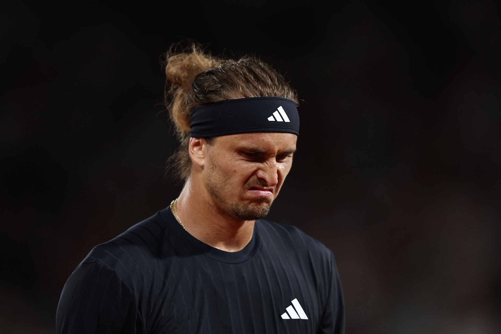 Zverev rimonta Sonego agli Us Open in una battaglia di quasi cinque ore
