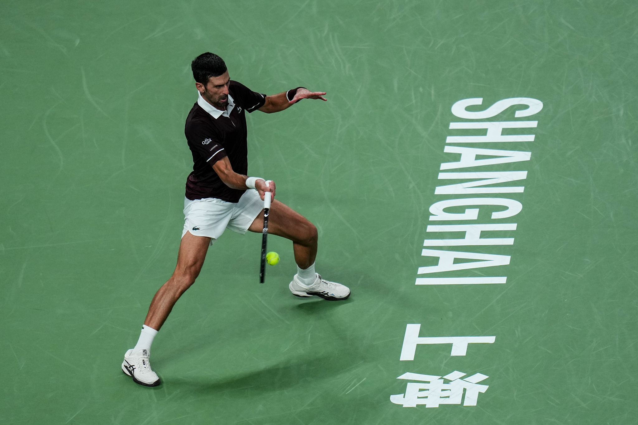 Djokovic rimonta Humbert a Basilea: vittoria in tre set e Finals sempre nel mirino
