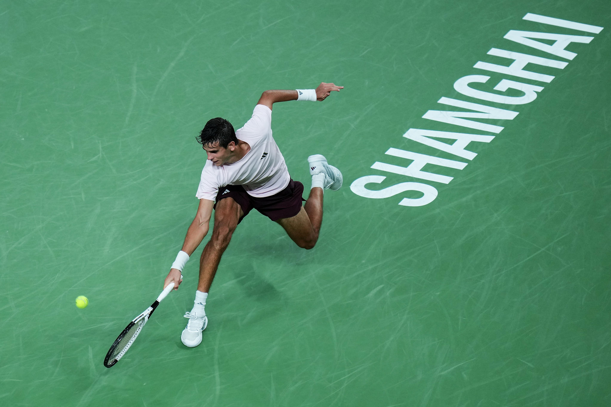 Shanghai, Jodar batte Medvedev e vola in finale con Davidovich Fokina